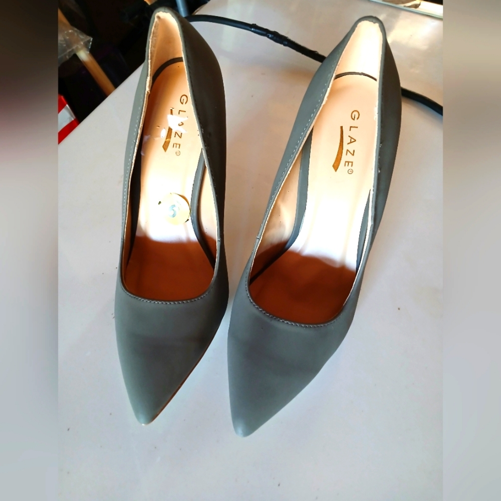 🌺🌼 - Cute Glaze Women's Gray Pumps